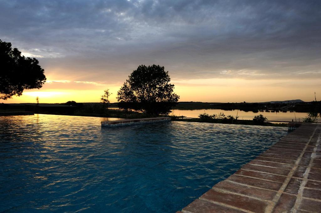 Casas De Juromenha Guest House Ngoại thất bức ảnh
